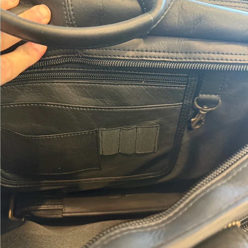 Executive Computer Briefcase - Picture 5 of 5